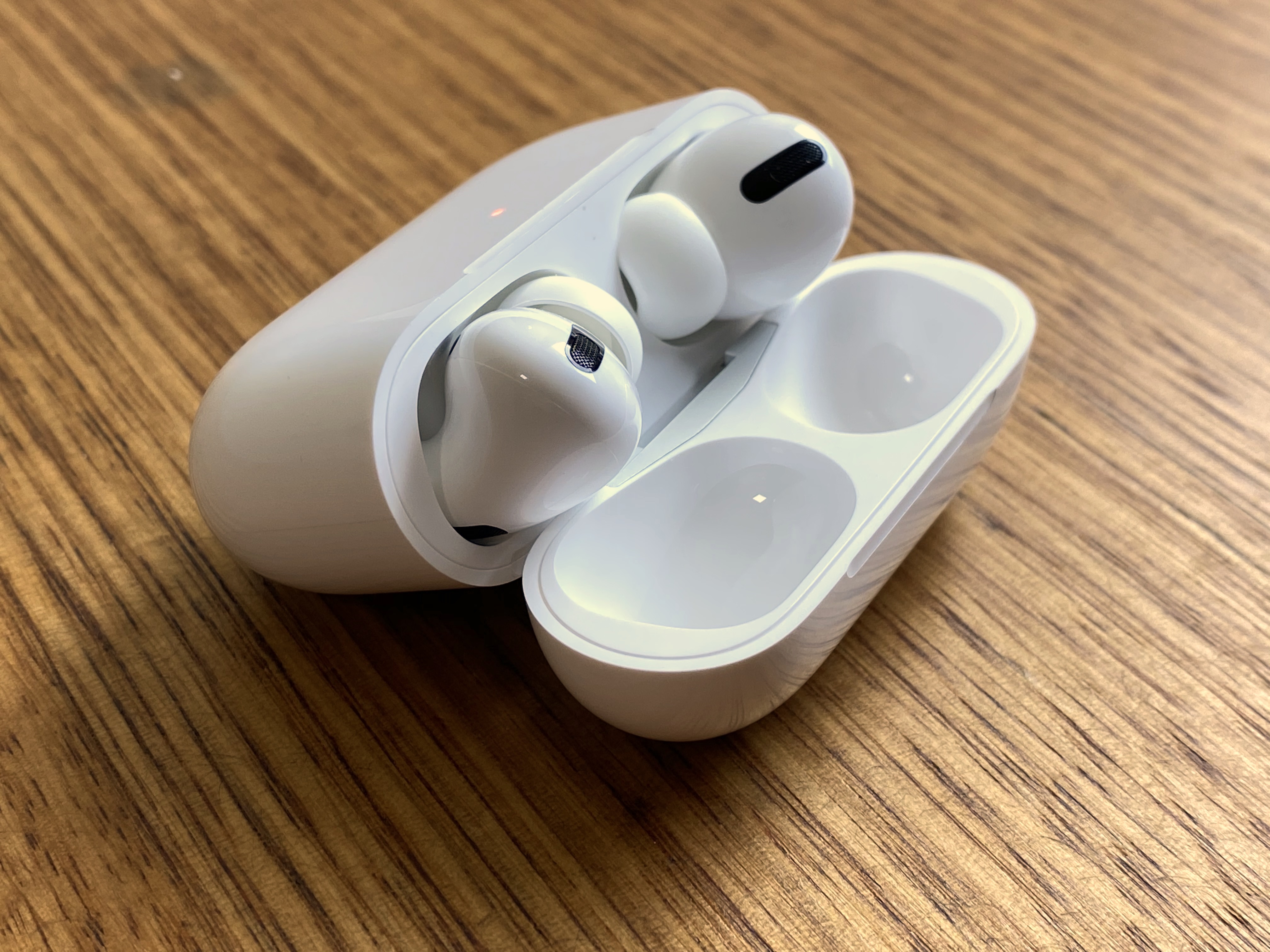 Apple AirPods Pro can have sound issues GadgetGuy