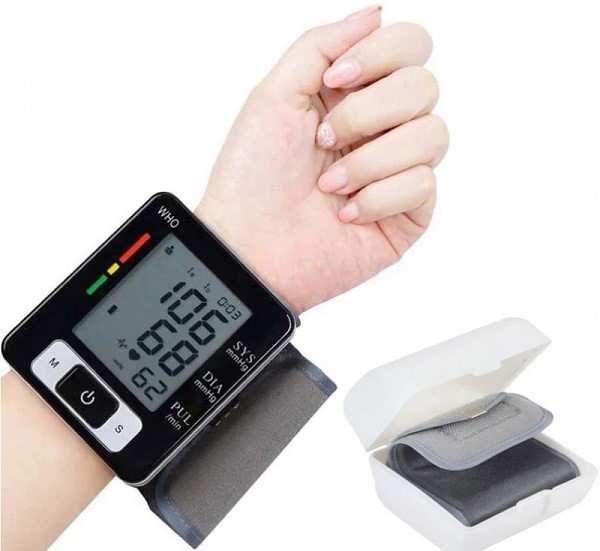 Andowl HighQuality Digital Wrist Blood Pressure Monitor