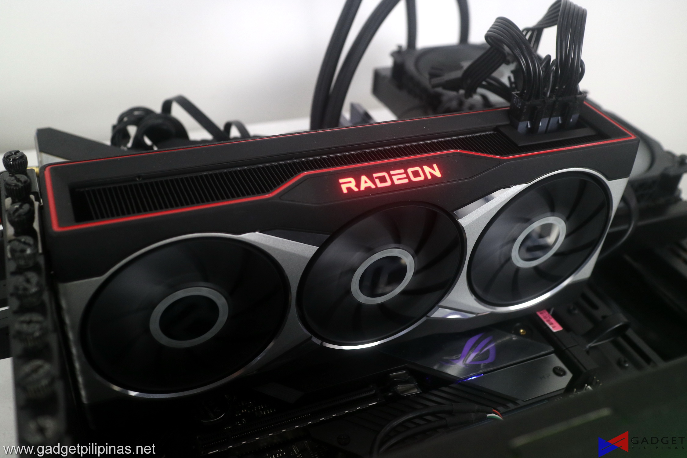 AMD Radeon RX 6800 XT Graphics Card Review A Worthy