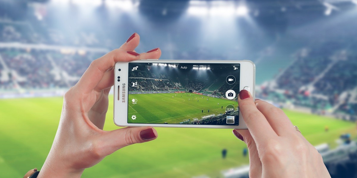 5 Rekomendasi Aplikasi Streaming Bola di Android Gadgetren