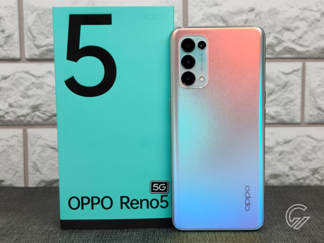 Review OPPO Reno5 5G Handphone 5G Terjangkau dengan Banyak Fitur