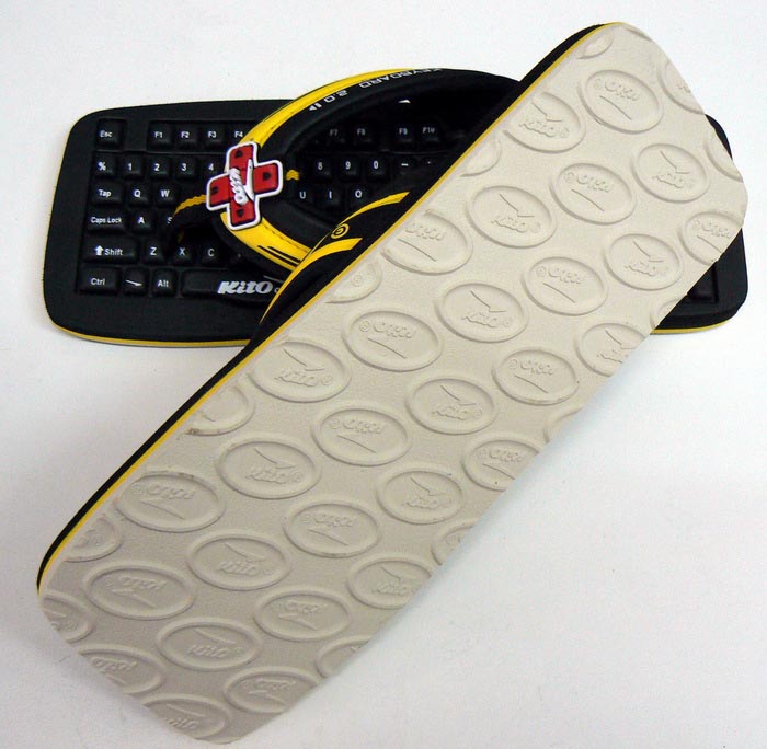 Kito Computer Keyboard Shaped Slippers Gadgetsin