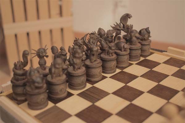 Build Your Own 3D Printed Pokemon Chess Set Gadgetsin