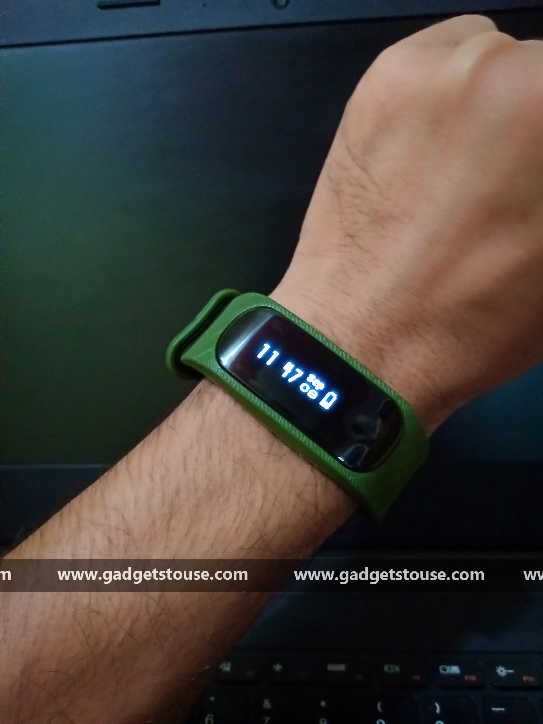 Fastrack Reflex 2.0 Review Fitness Band with value for money Gadgets