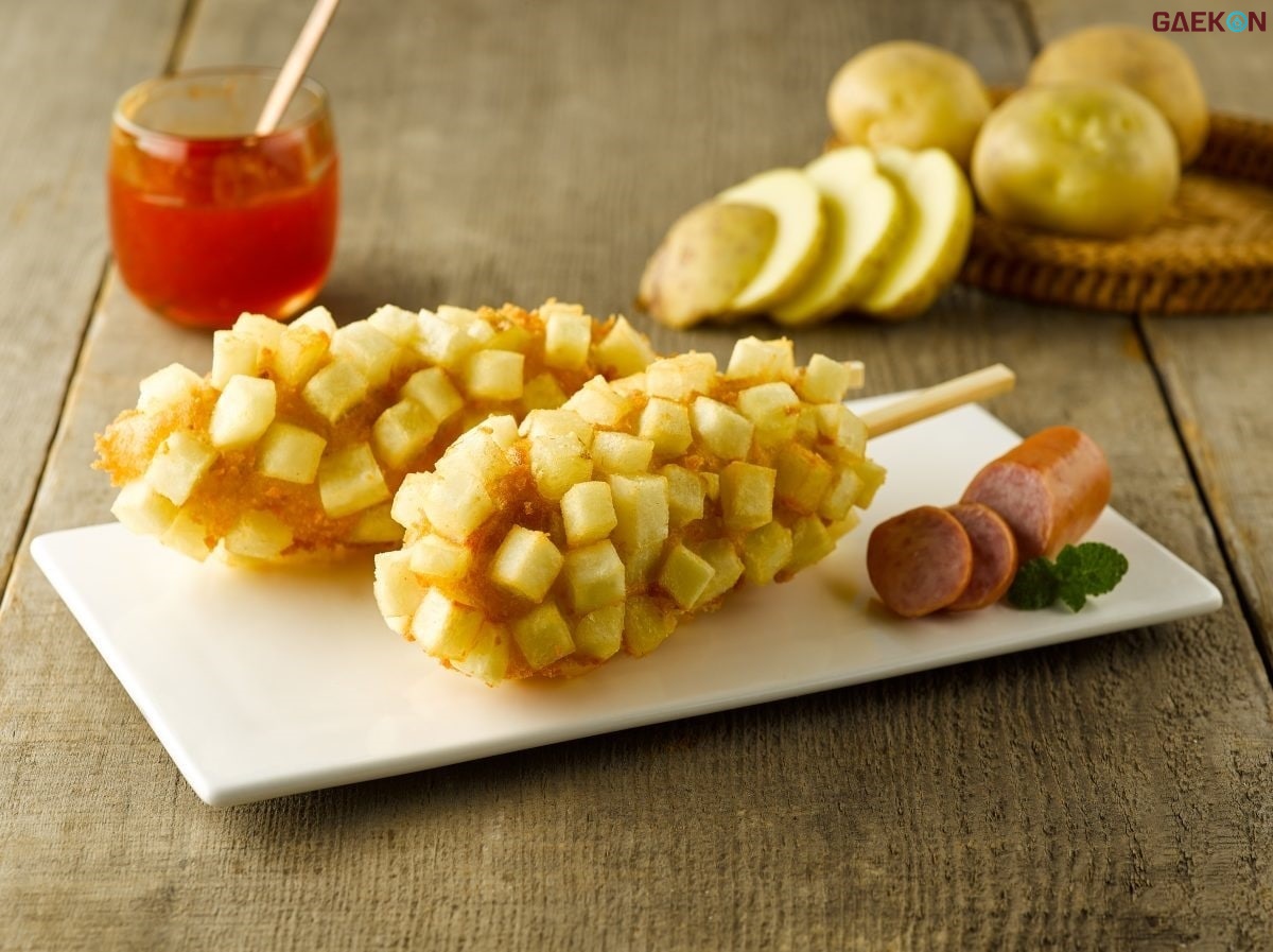 “Tokebi” Hotdog Kentang Khas Korea Selatan Gaekon