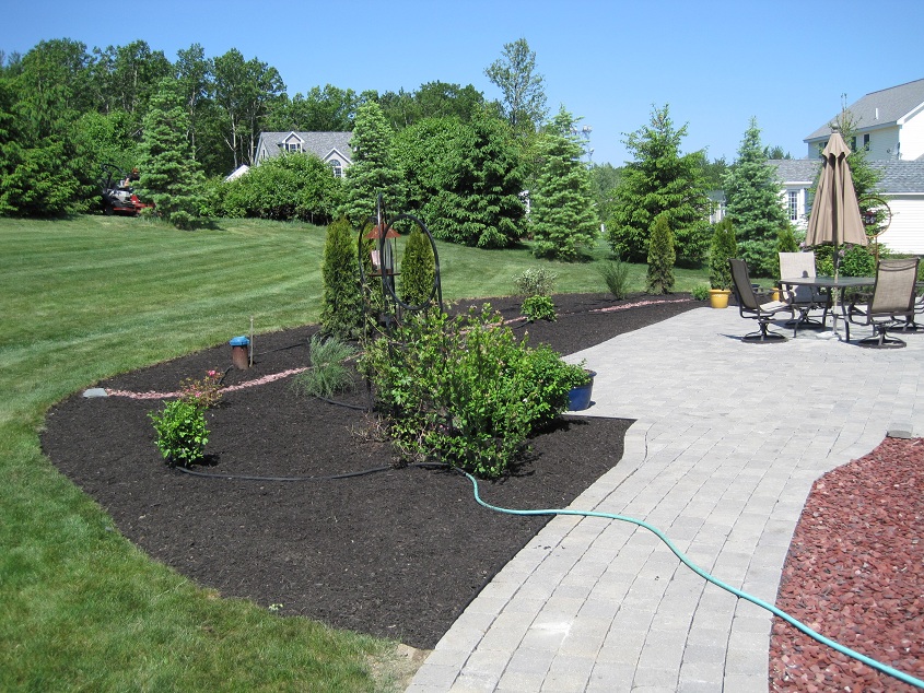 Gagne Landscaping of Pelham NH, Gilford and the Lakes Region of NH Retaining Walls, Walkways