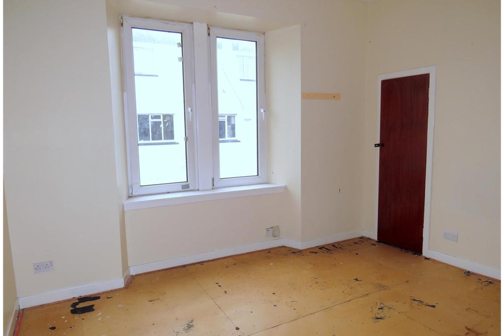 352 Main Street, Stenhousemuir, Larbert, FK5 3JRSOLD November 2019