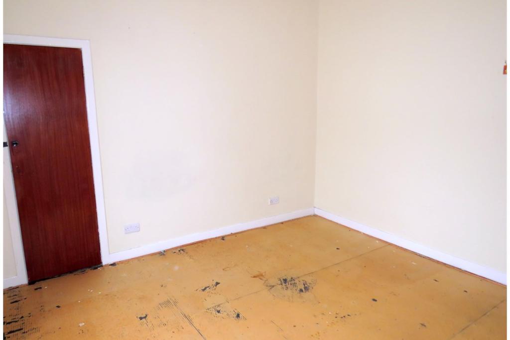 352 Main Street, Stenhousemuir, Larbert, FK5 3JRSOLD November 2019