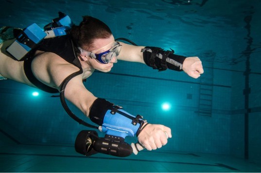 Swim Like a Sea Mammal Underwater Jet Pack Thrusters Gadgets