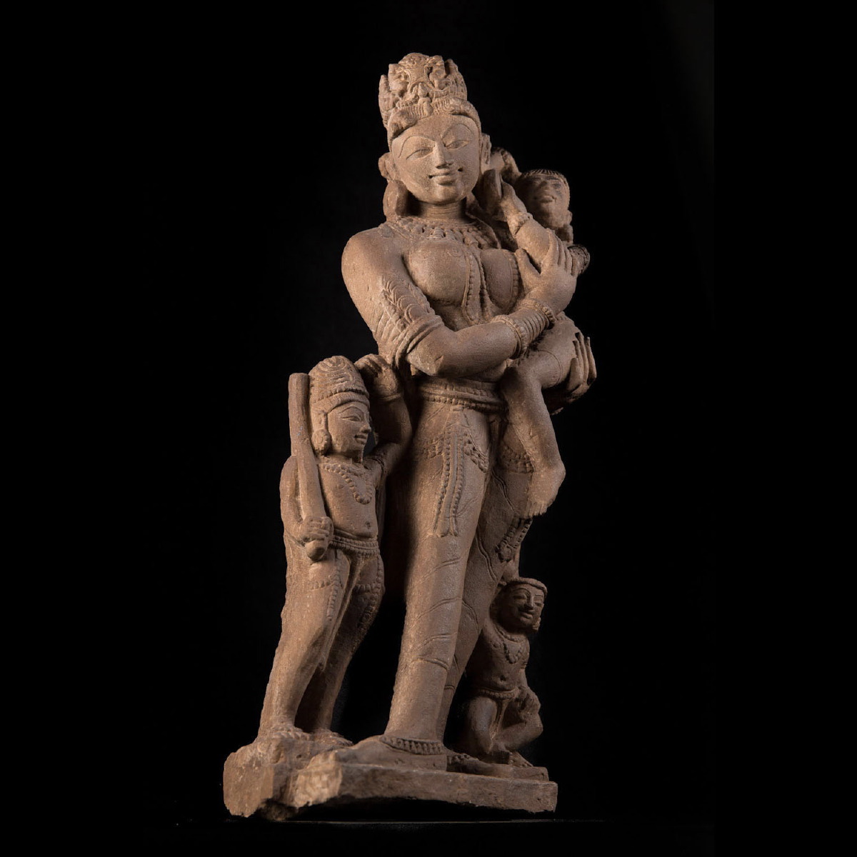PARVATI GODDESS WITH HIS CHILDREN – MEDIEVAL INDIA – Galerie Golconda