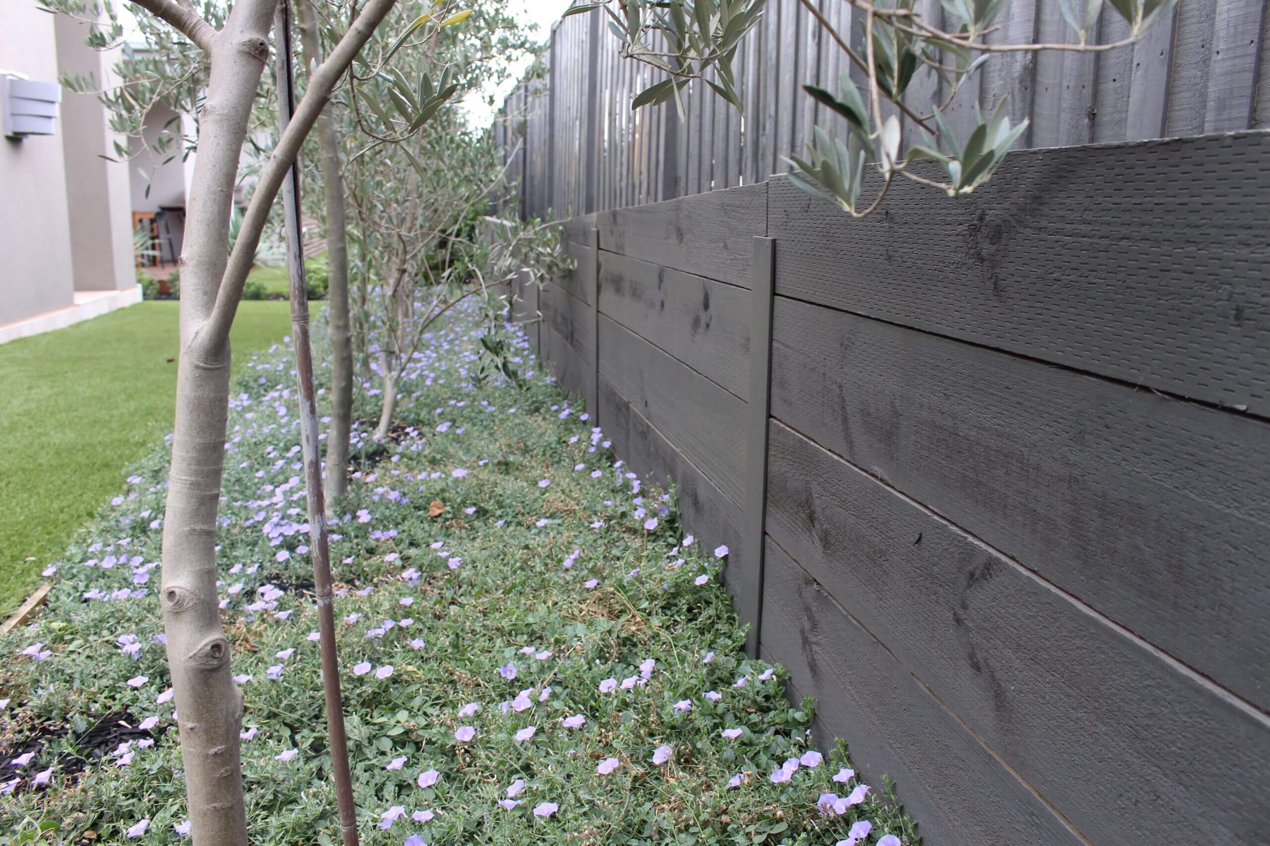 20+ Metal Retaining Wall Posts KennishaBria