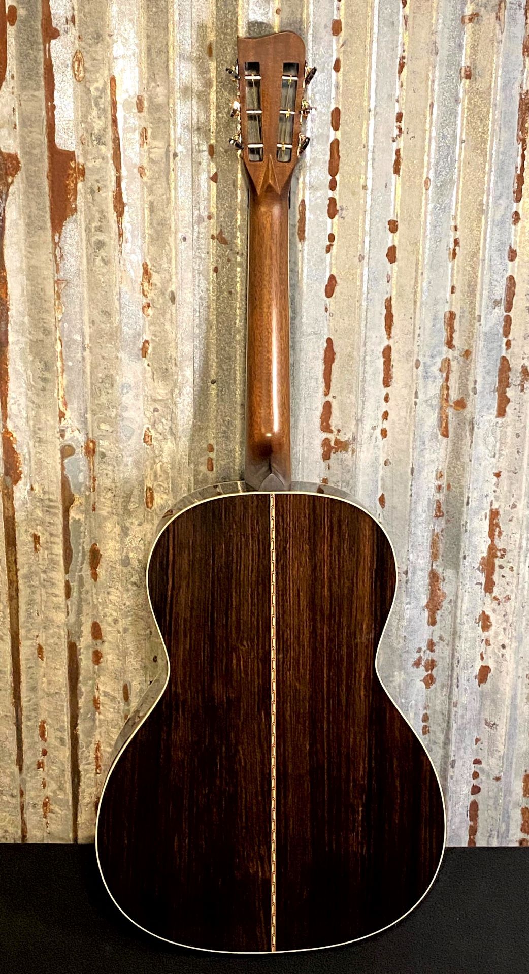 GC70, Slotted headstock, 3820 Gallagher Guitar