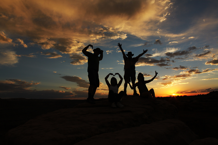 How to Create a Photo Silhouette | Galleria de Chavez
