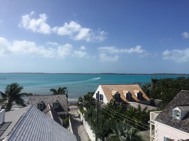 Crown Affair Oceanview Rental in the Bahamas Island Real Estate