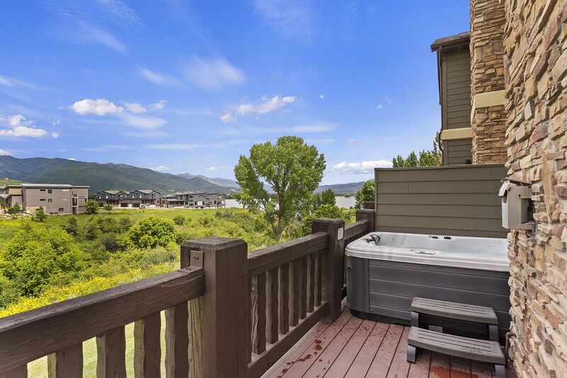 2 Bedroom Huntsville, Utah Lodging Option by Snowbasin Ski Resort