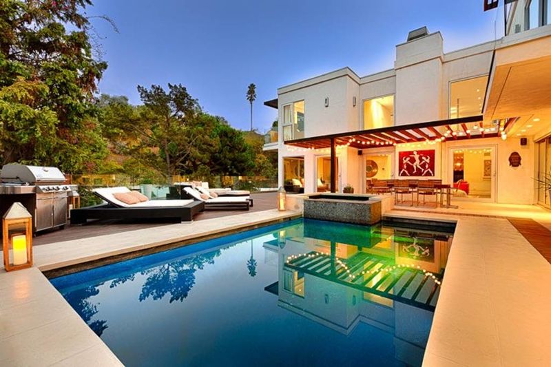 Elite Luxury Homes Hollywood Hills Contemporary in Hollywood Hills/Los Angeles Luxury Home