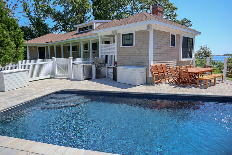 Pretty Picky Properties 137O in Orleans, on Pleasant Bay, Waterfront