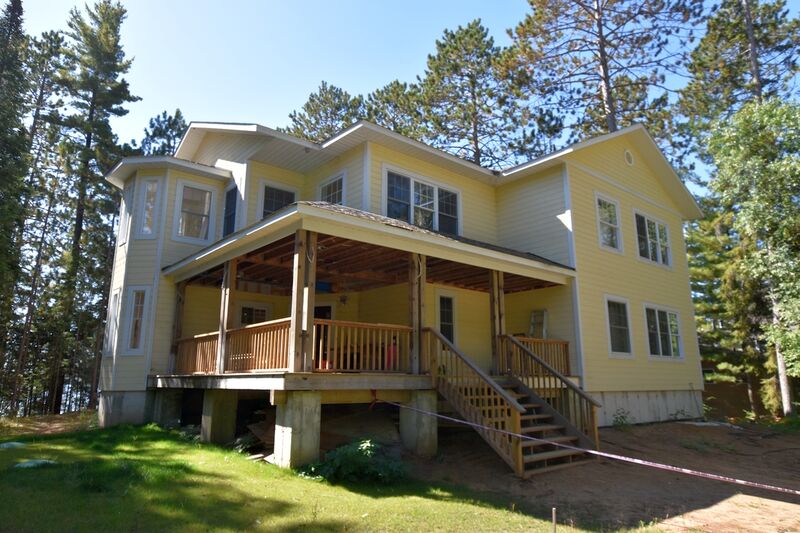 Sand Castle F517 Parry Sound Ontario