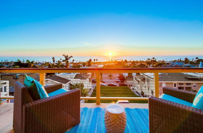 Seaside Surf Style Vacation Homes