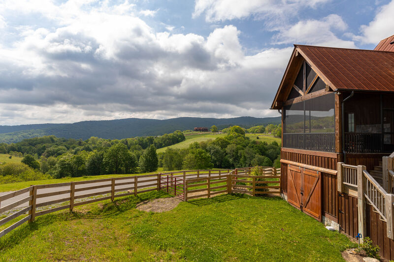 Eagles Nest Cabin Rentals Blue Ridge Mountain Rentals