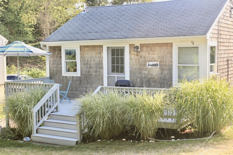 Sunrise Properties, LLC 401 Succotash Road in East Matunuck • Sunrise