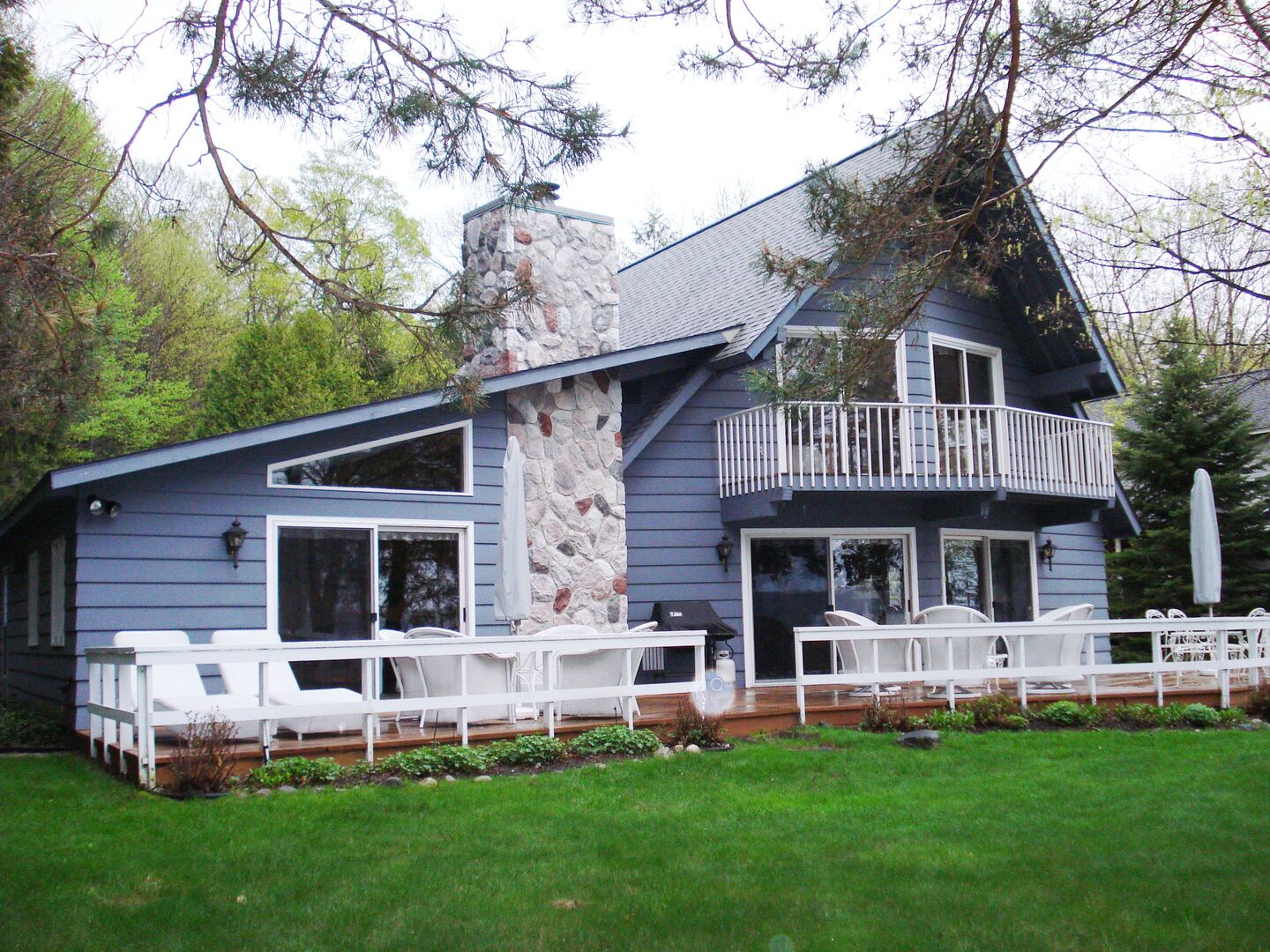 Paradise Properties USA Blue Heaven on Torch Lake Paradise