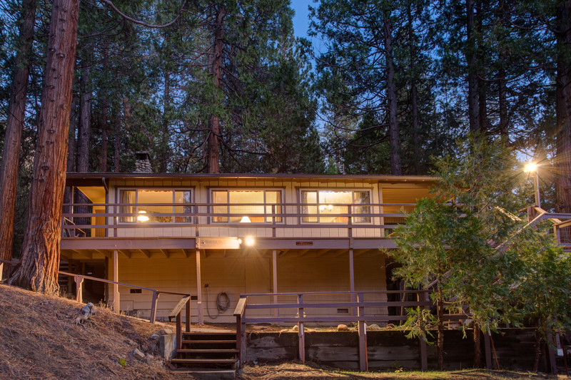 Sequoia House (11B) Rental Cabin The Redwoods In Yosemite The