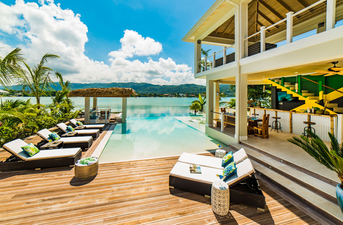 Montego Bay Jamaican Treasure Luxury Beachfront Villas