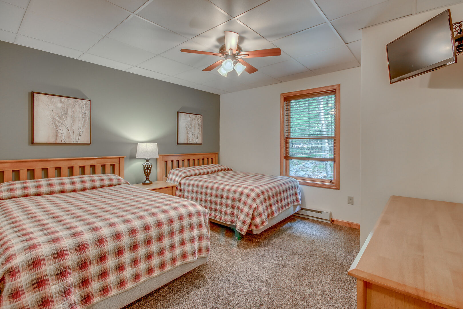 Eagles Nest Pocono Cabin Rentals