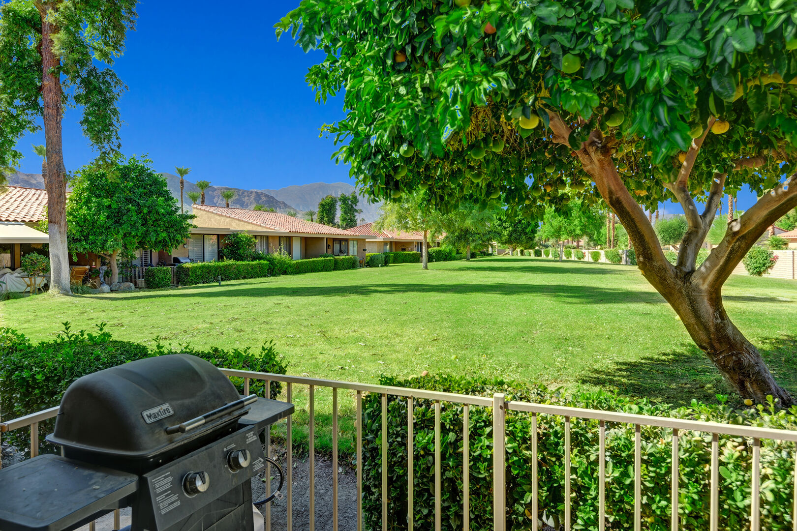 Sunrise Country Club 2 Bedroom 31 Stay Poppy