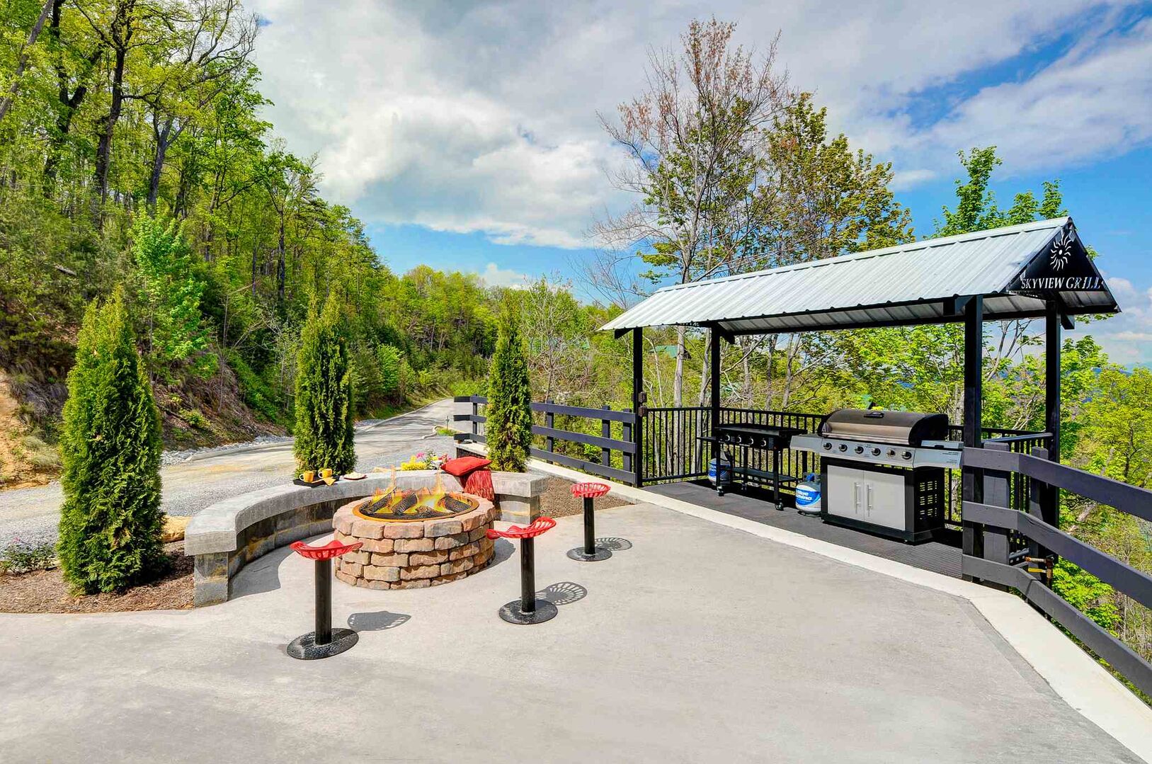 Skyview Mansion Mansion Cabin In Pigeon Skyview Rentals SkyView Rentals