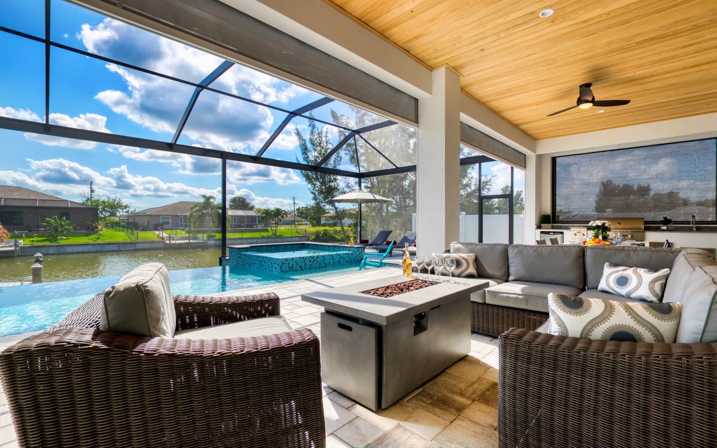 Book Villa Sunshine Cape Coral Vacation Villa Rent The Keys