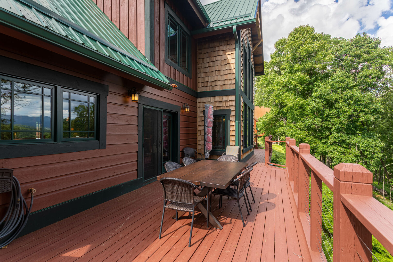 White Eagle Lodge at Eagles Nest Blue Ridge Mountain Rentals