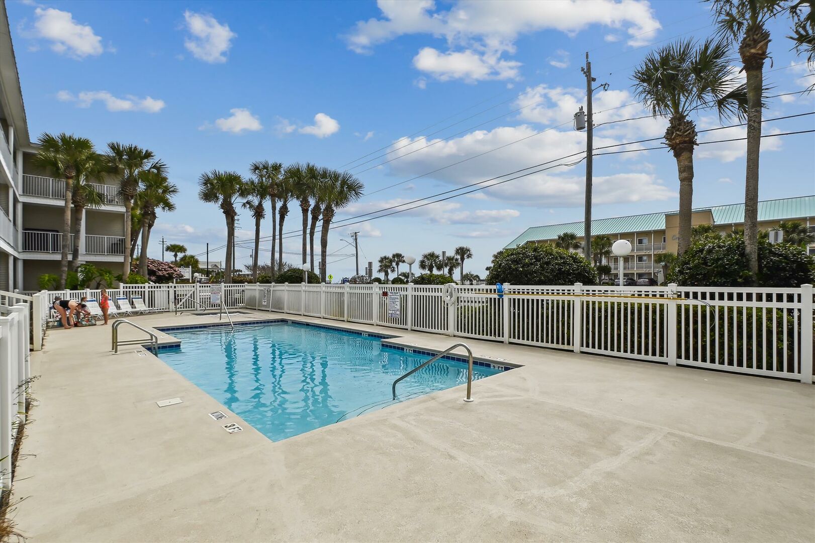 Forever Vacation Rentals Crystal Blu Grand Caribbean East in