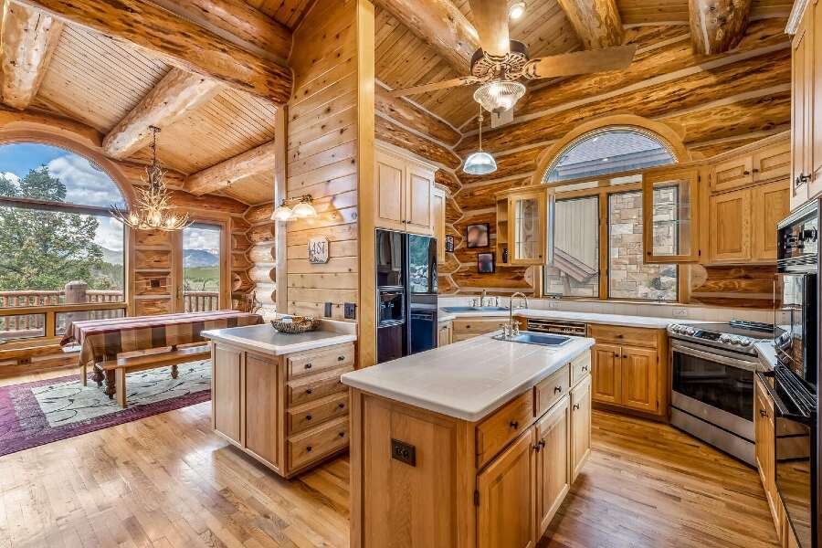 Lake Dillon Cabin Vacation Rental in Dillon, CO Summit Mountain