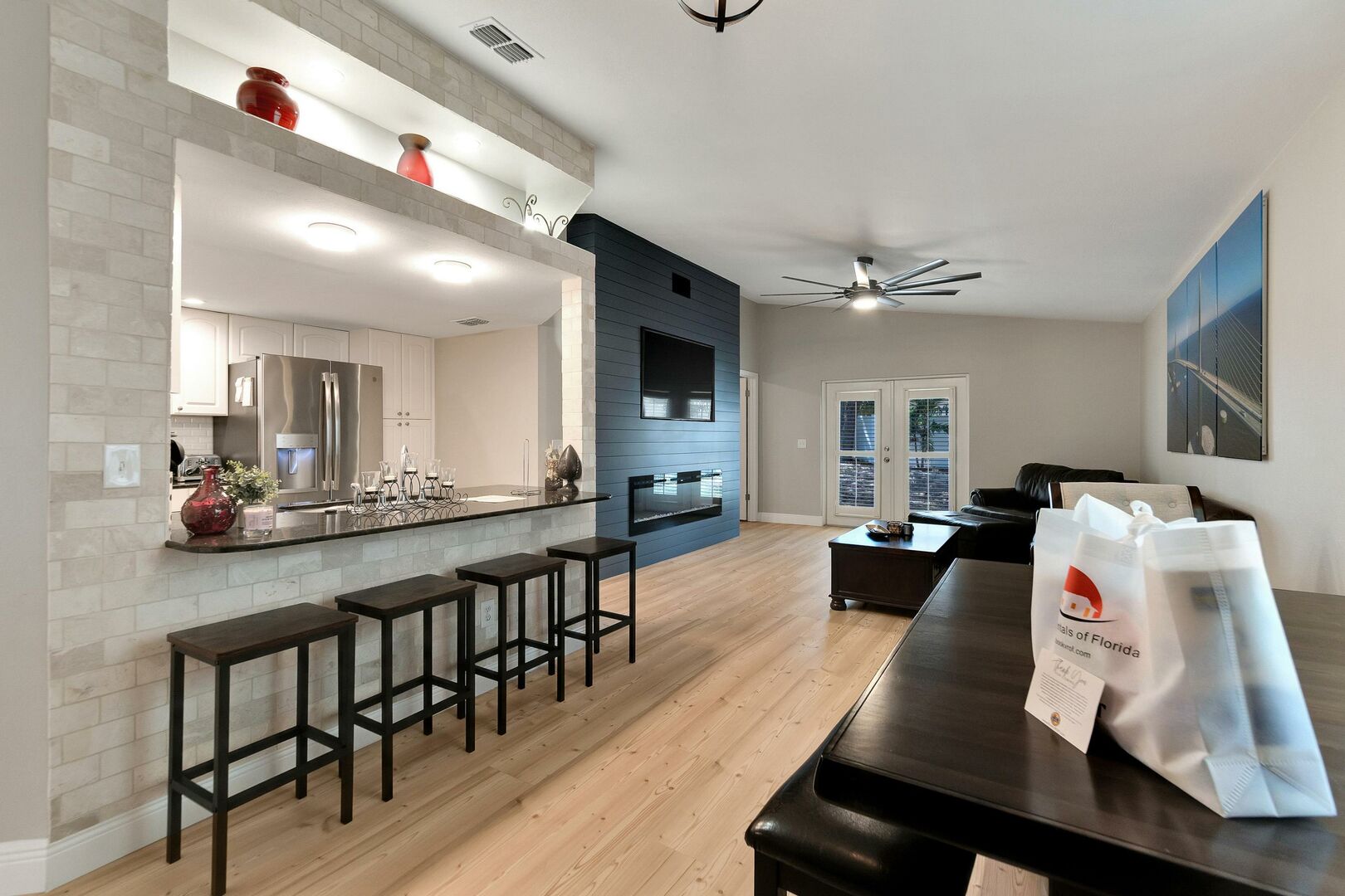 Newly Renovated Home Near MacDill/Ballast Point! Walk to Gadsden Park! Lage Real Estate