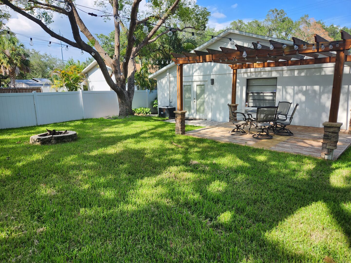 Newly Renovated Home Near MacDill/Ballast Point! Walk to Gadsden Park! Lage Real Estate