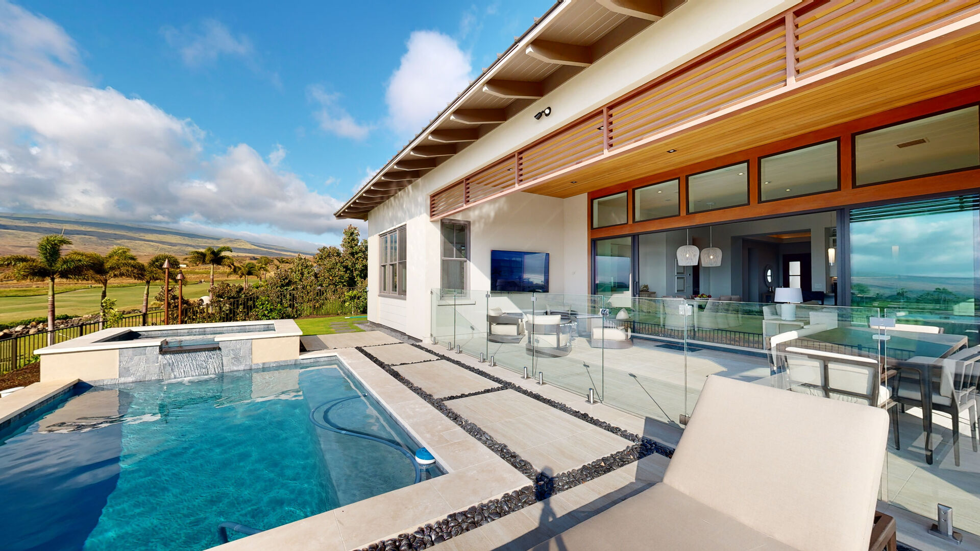 Paradise in Hawaii Luxury Homes Mauna Kea Beach Escape in Amaui Villas