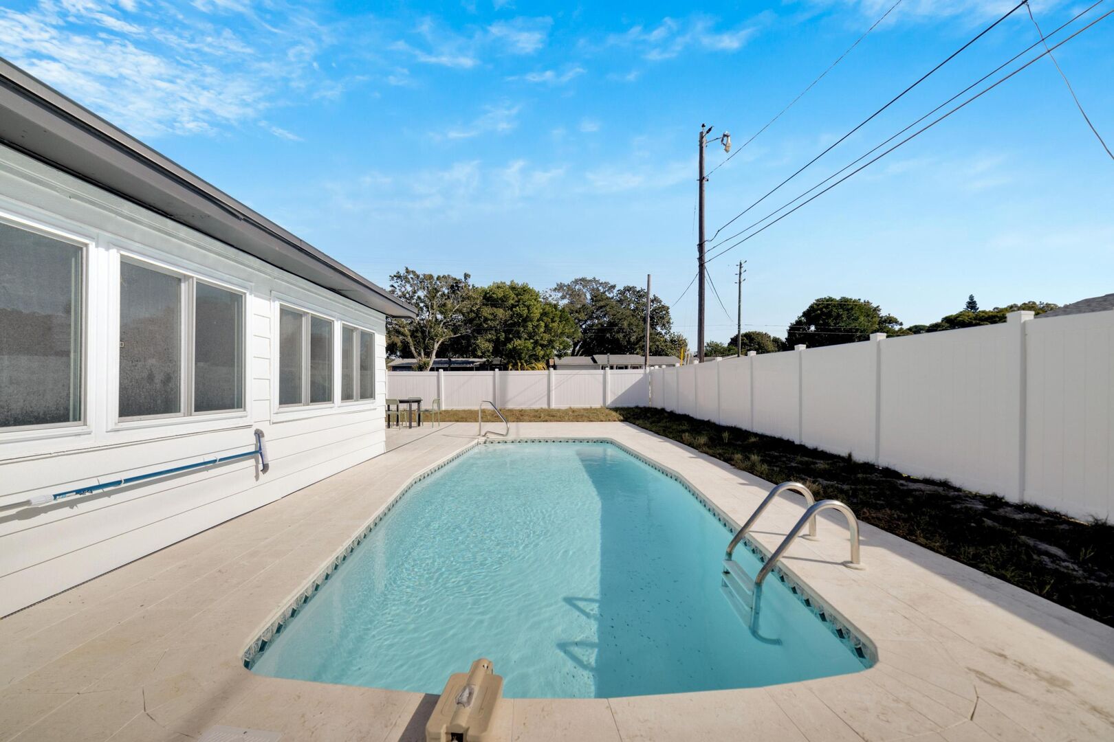 Coastal Oasis in Seminole Heated Pool Paradise! Lage Real Estate Vacation Rental