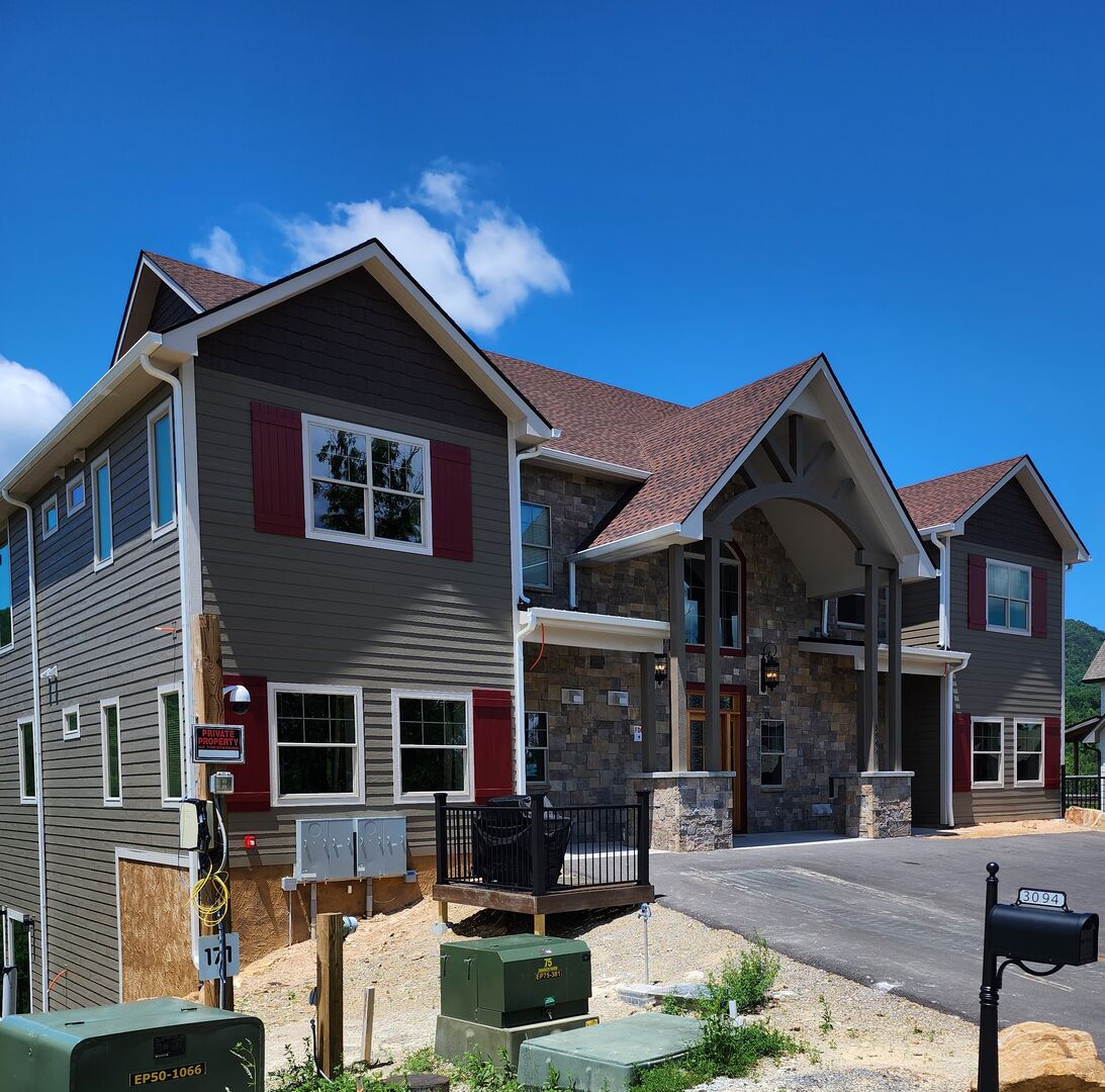 Skyview Rentals, LLC Duck Pin Lodge in SkyView Rentals