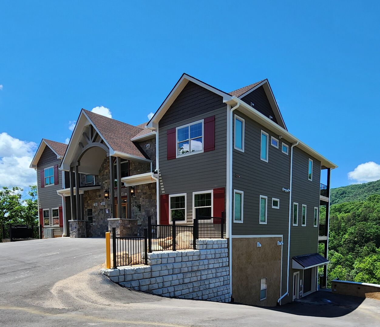 Skyview Rentals, LLC Duck Pin Lodge in SkyView Rentals