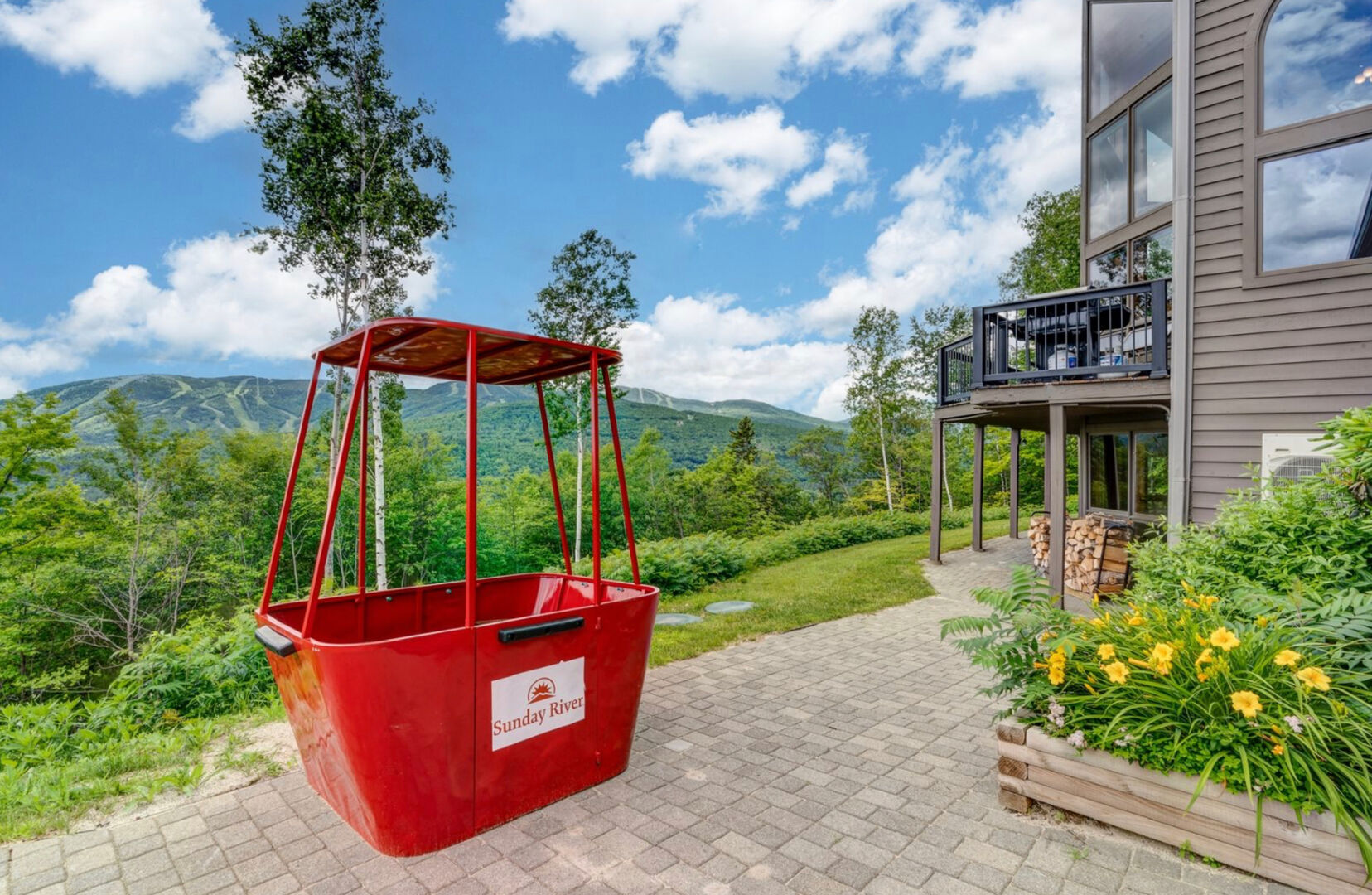 Peak Properties of Maine Mammoth Moose Lodge in Newry PeakProperties