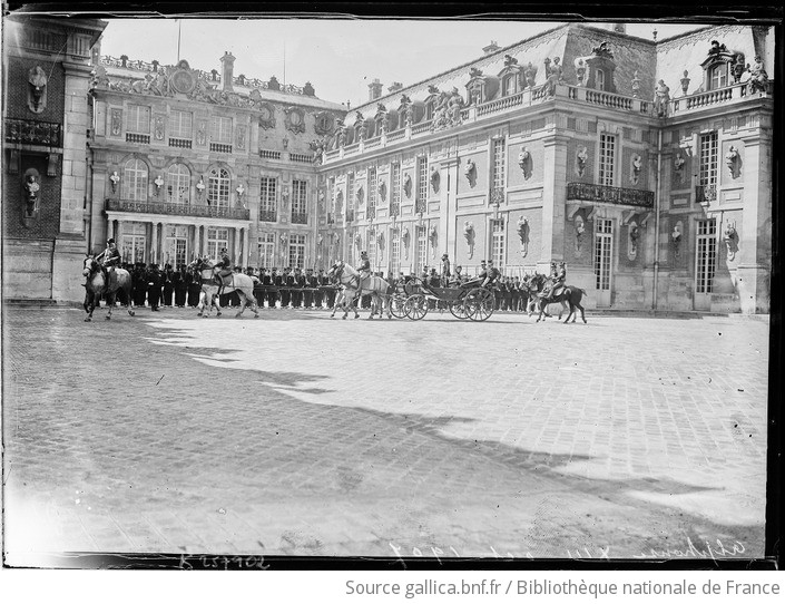 Alphonse XIII, oct 1907 [i.e. le 2 juin 1905, visite de Versailles en