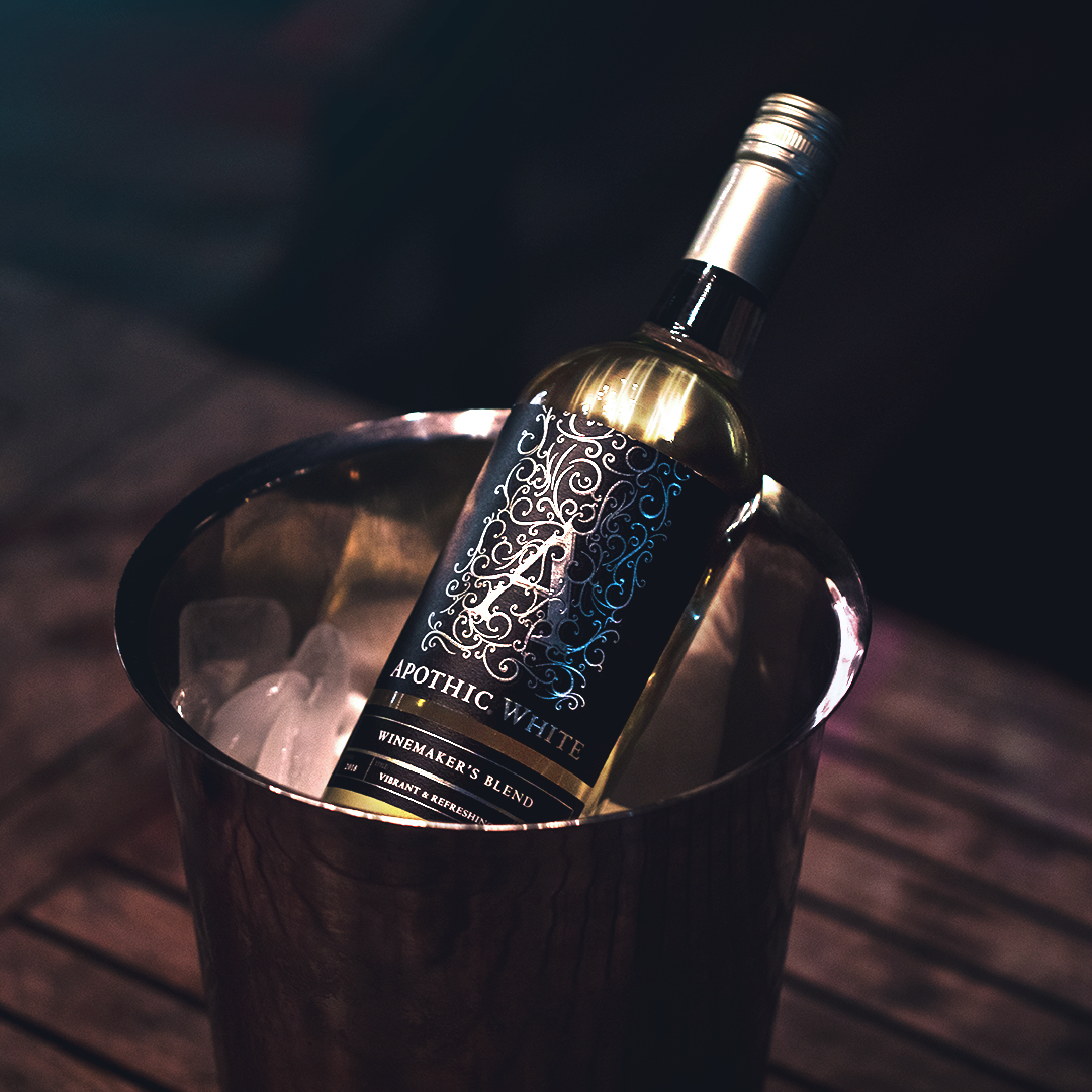 BG Apothic White Social Shelf