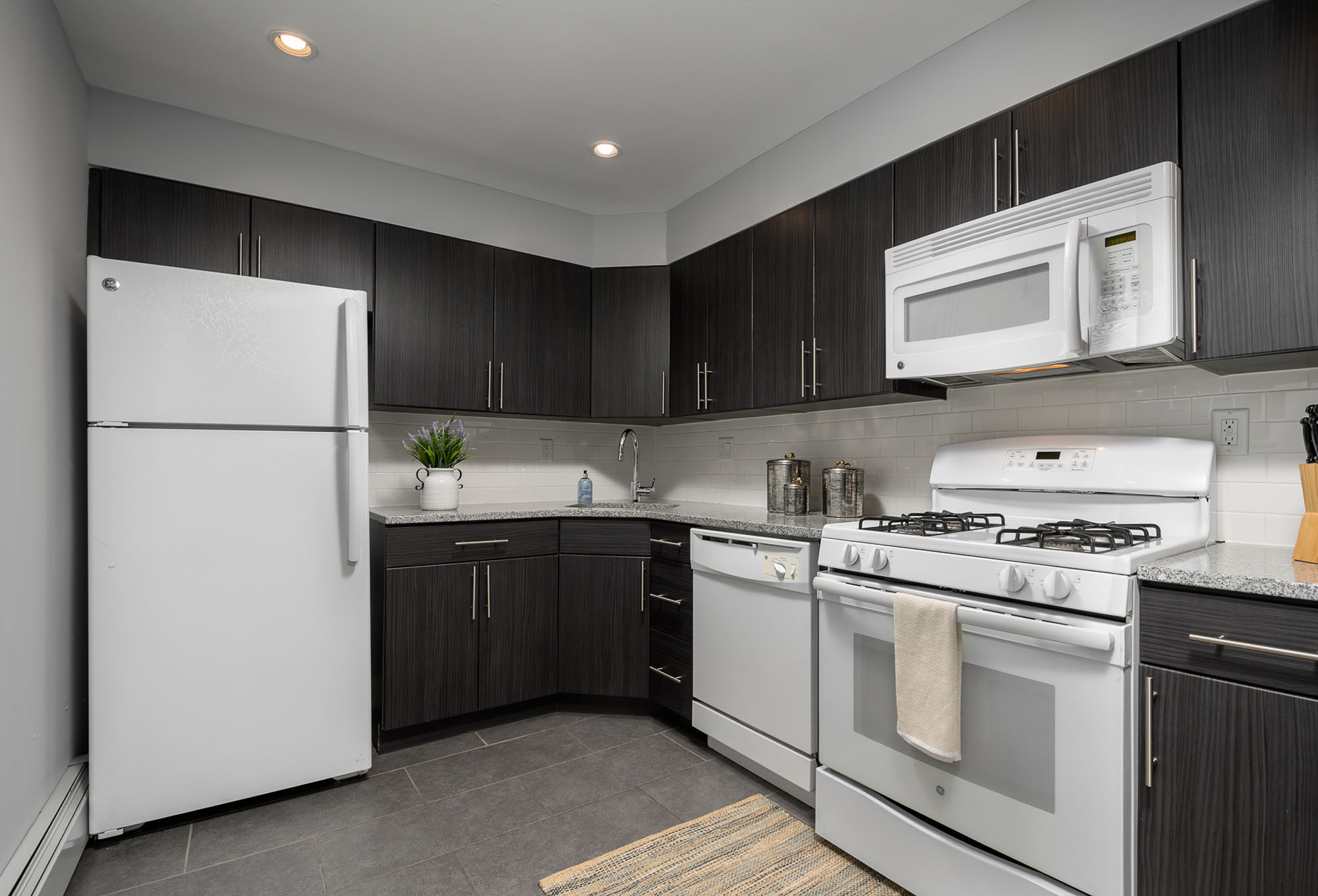 Donna Court Roxborough Apartments Galman Group