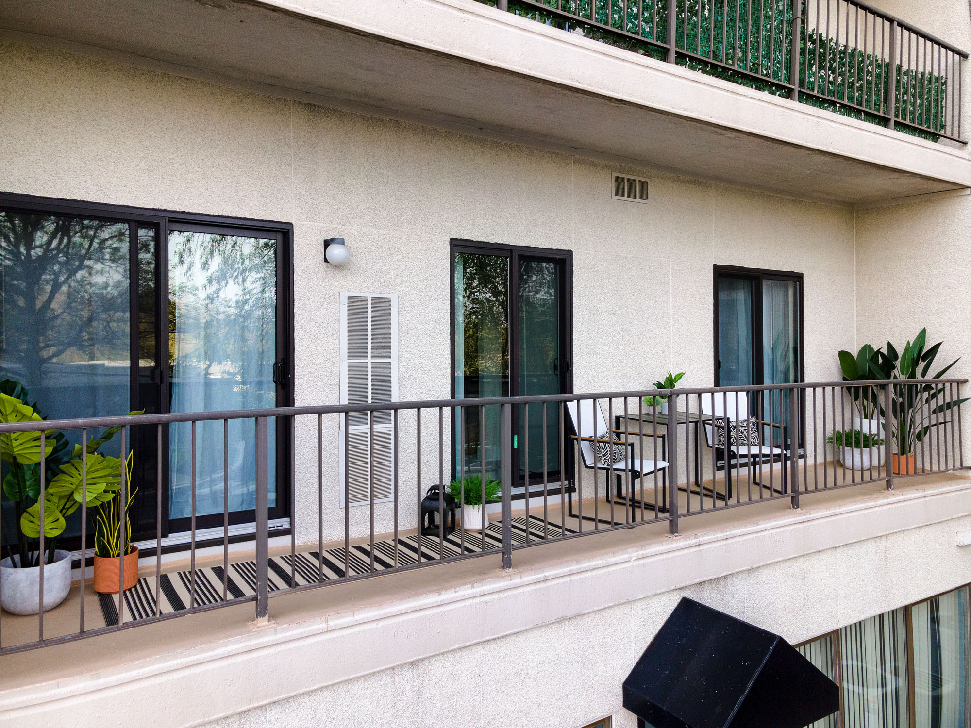 Valley Towers North Luxury King of Prussia Rentals