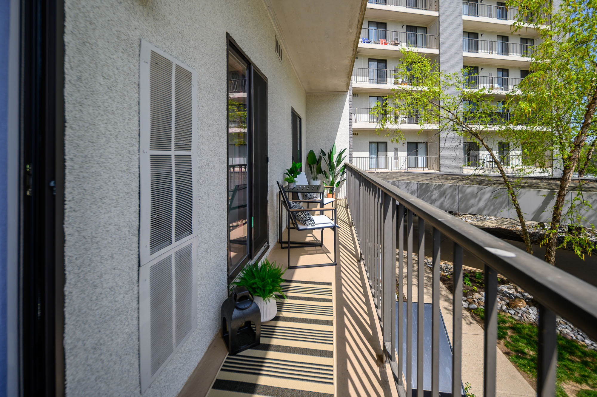 Valley Towers North Luxury King of Prussia Rentals