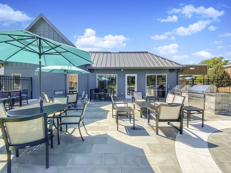 Castlebrook Apartments New Castle DE Apartment Building