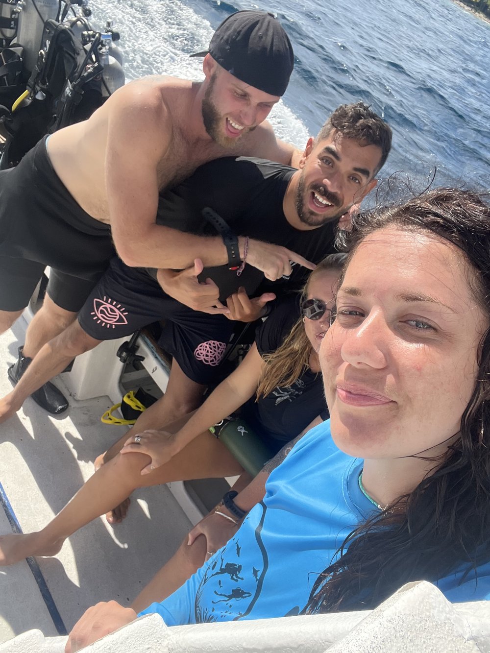 Utila, Diving into Fear to Cultivate Freedom galoffthegrid