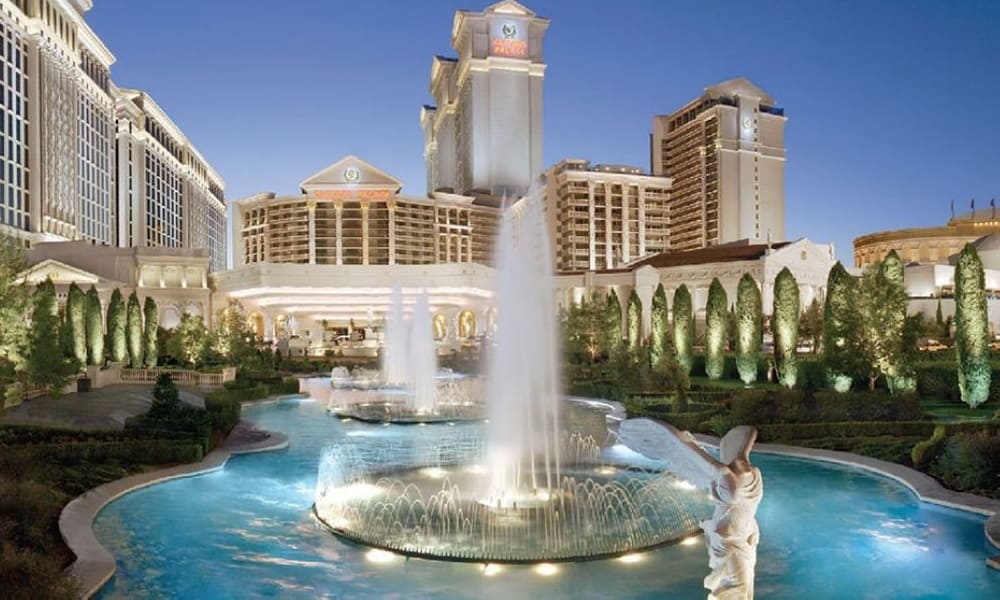 USA Caesars Entertainment has to sell three casinos